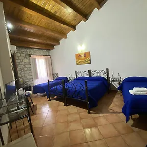  Pensión La Cartiera Italia